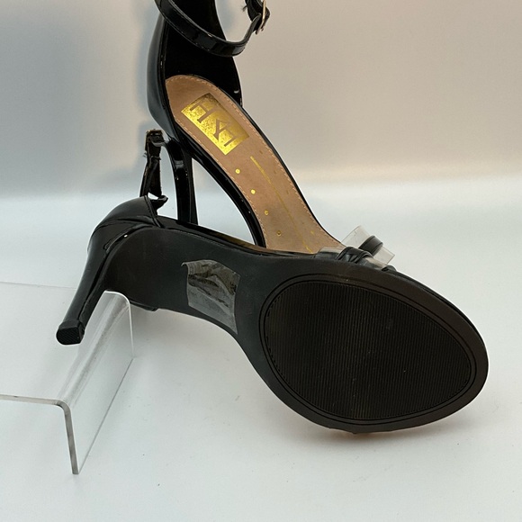 FRH Heels Size 5 1/2 Black with Straps and 4” Heel - Picture 3 of 4